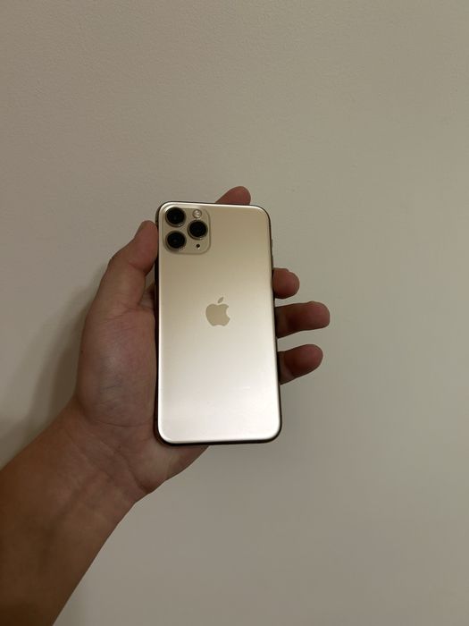 Продам Iphone 11 pro