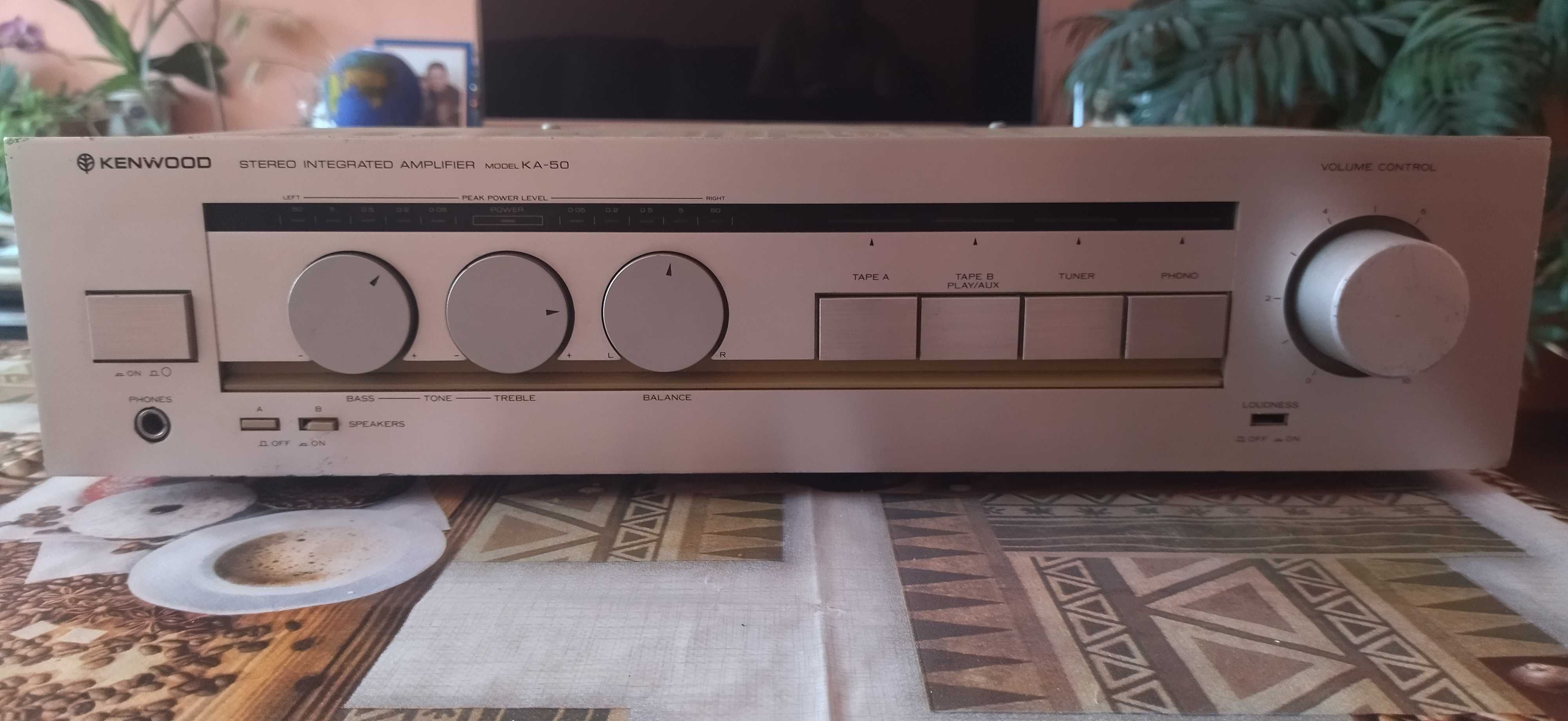 Kenwood KA-50 amplifier
