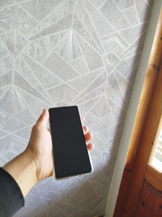 Poco X5 pro 5G sotiladi