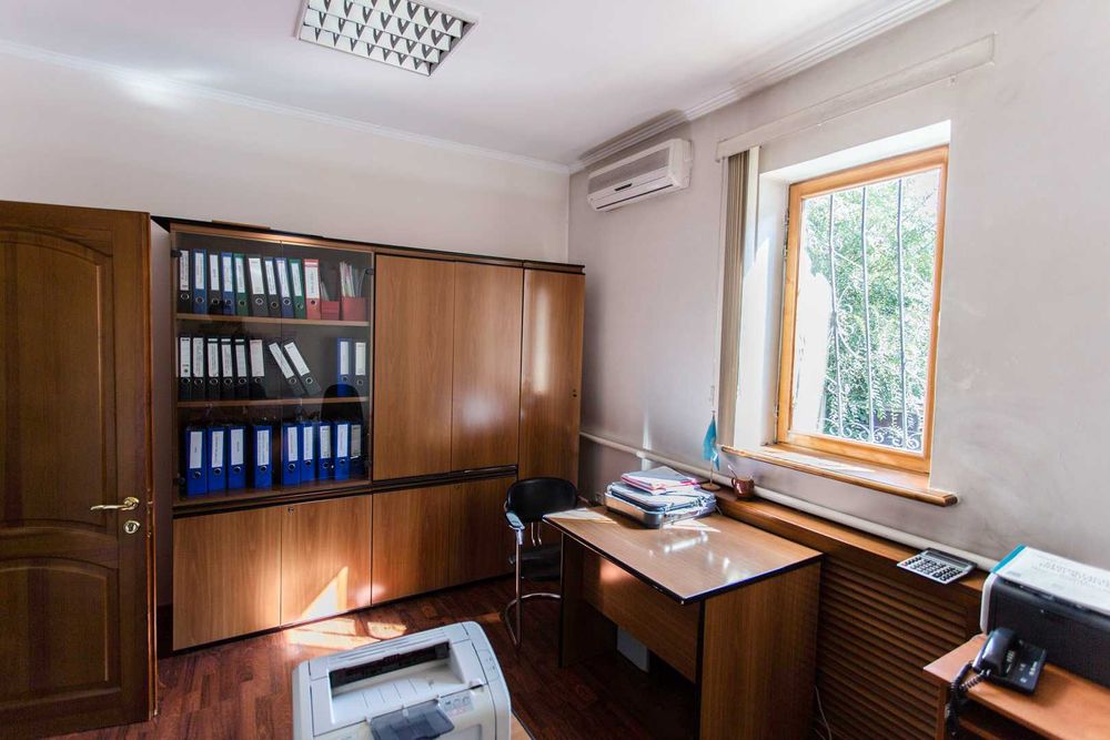 Продам офисные шкафы для документов