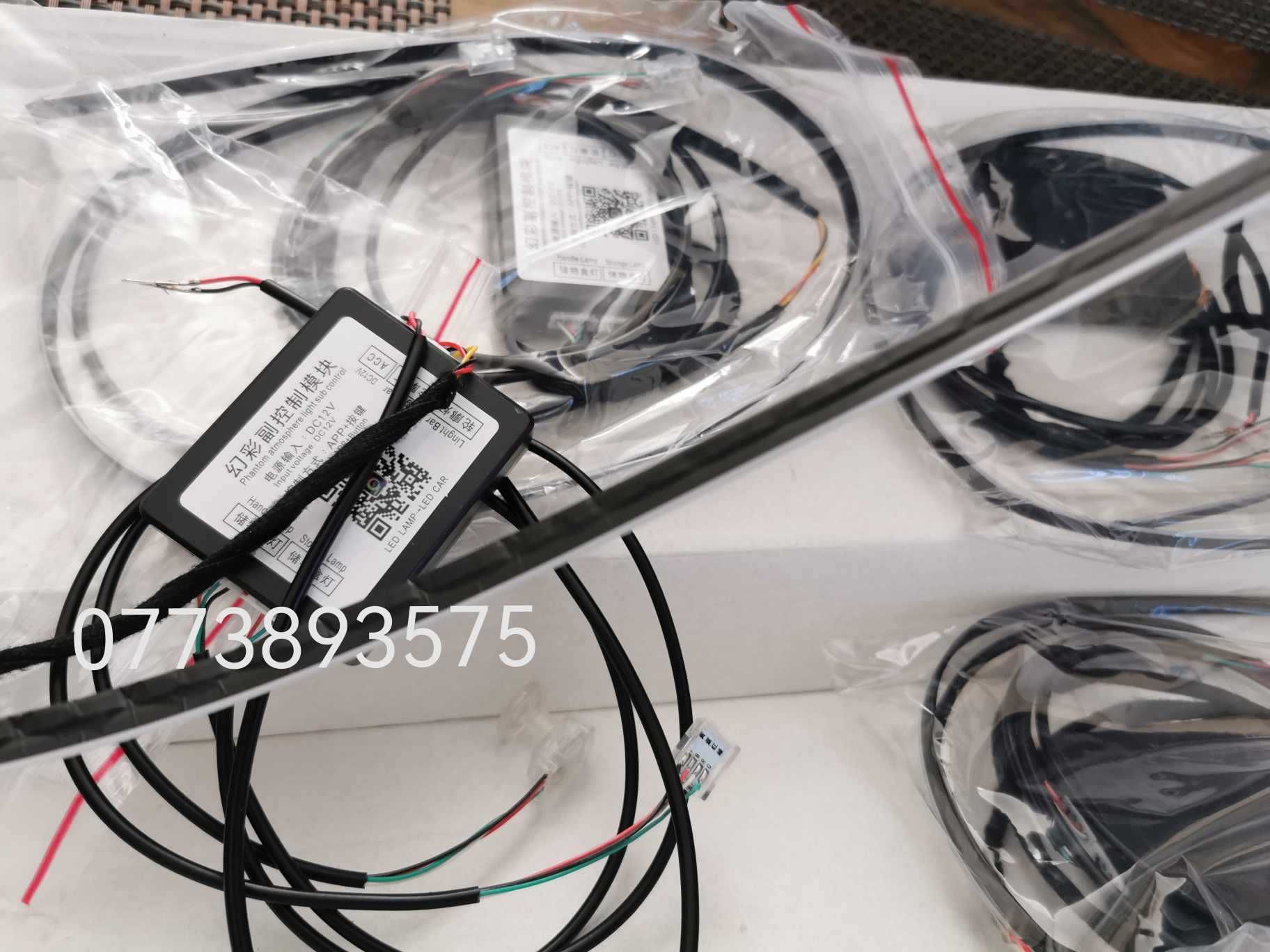 Kit 18 in 1 lumini ambientale interior masina lumina led RGB auto