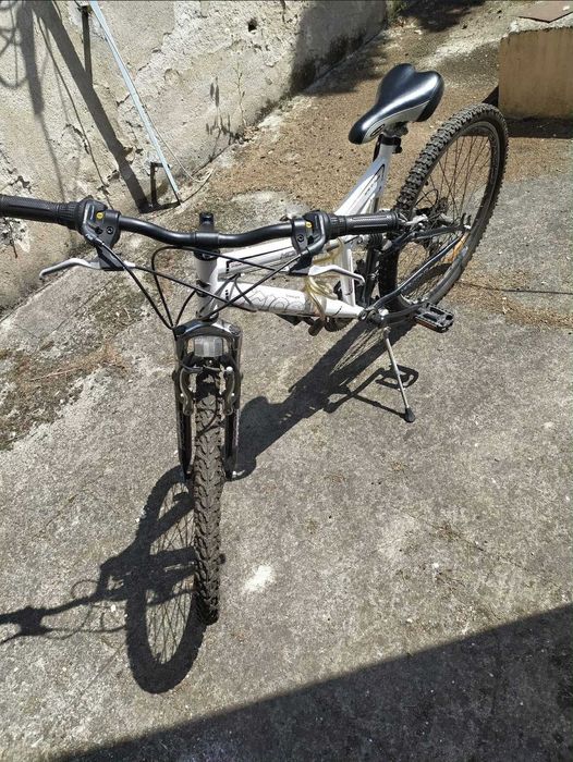 Продавам колело 26 ''