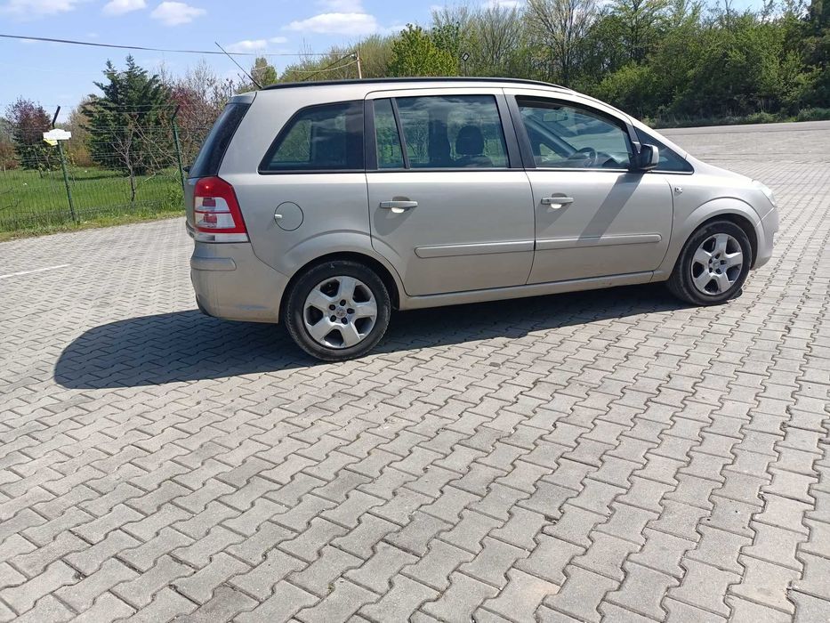 Usa Dreapta fata spate Opel Zafira B facelift