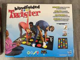 Twister игра за 8+ години