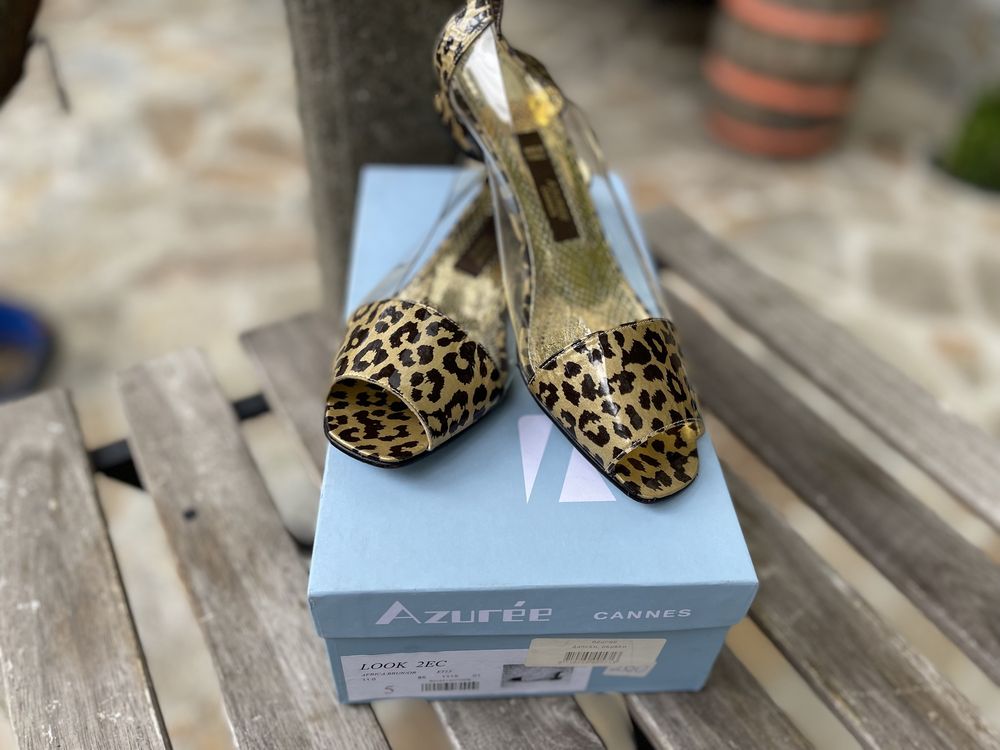 Обувки Azurée