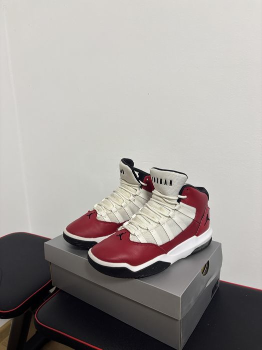 Air Jordan Retro – Mărimea 40-Red/White/Black-Stare excelentă