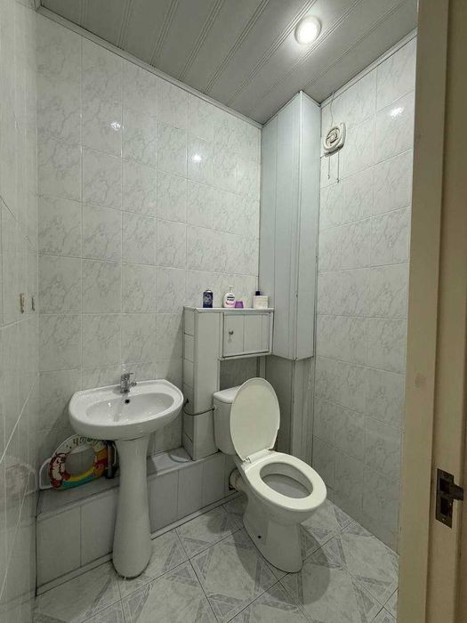 Продаётся квартира Эльбек Попугайчик 3/1//4  140м2