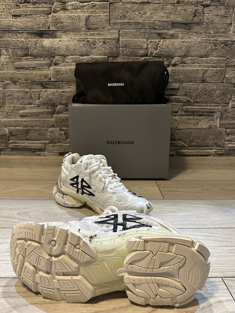 Balenciaga Runner Graffiti White (РАЗМЕРИ 41 И 42)