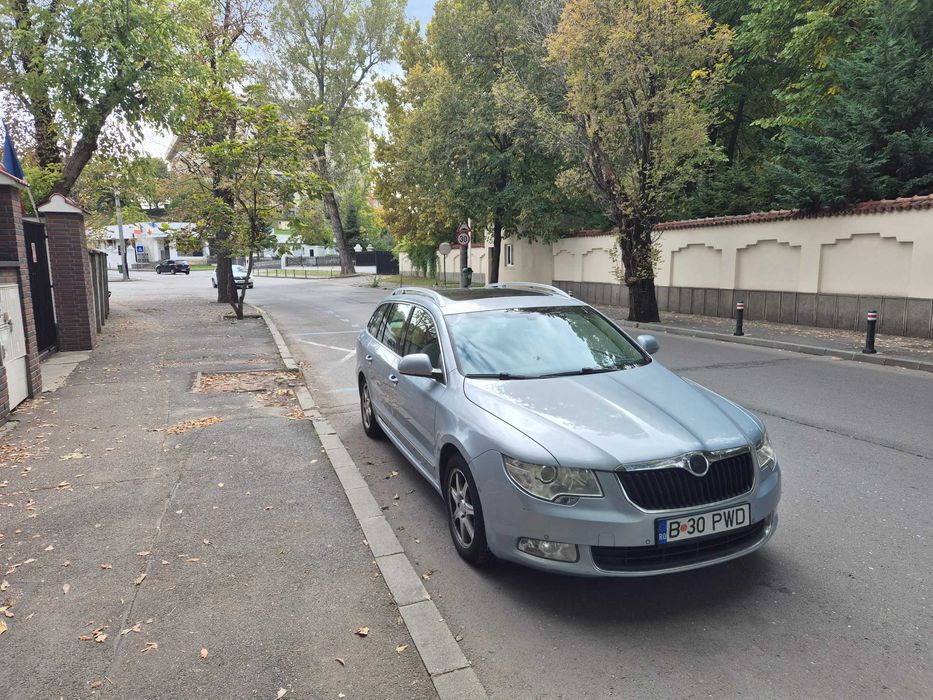 Skoda Superb combi/break 2.0 TSI - 2011