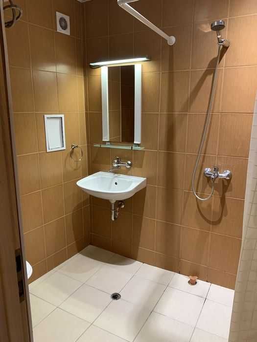 Продава се Двустаен апартамент в София, Център - 74 кв.м за 1960 €/кв.м - Снимка #1