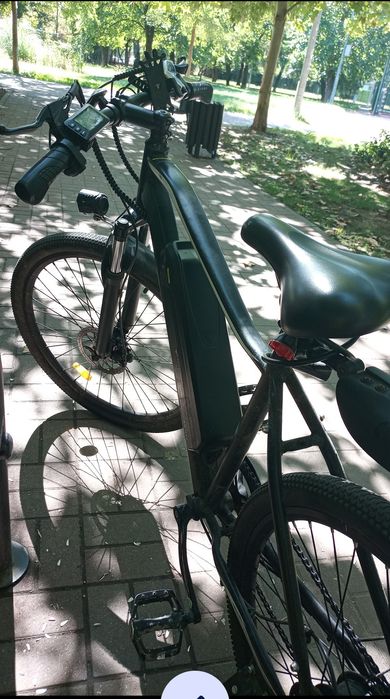 Vând urgent bicicleta electrica