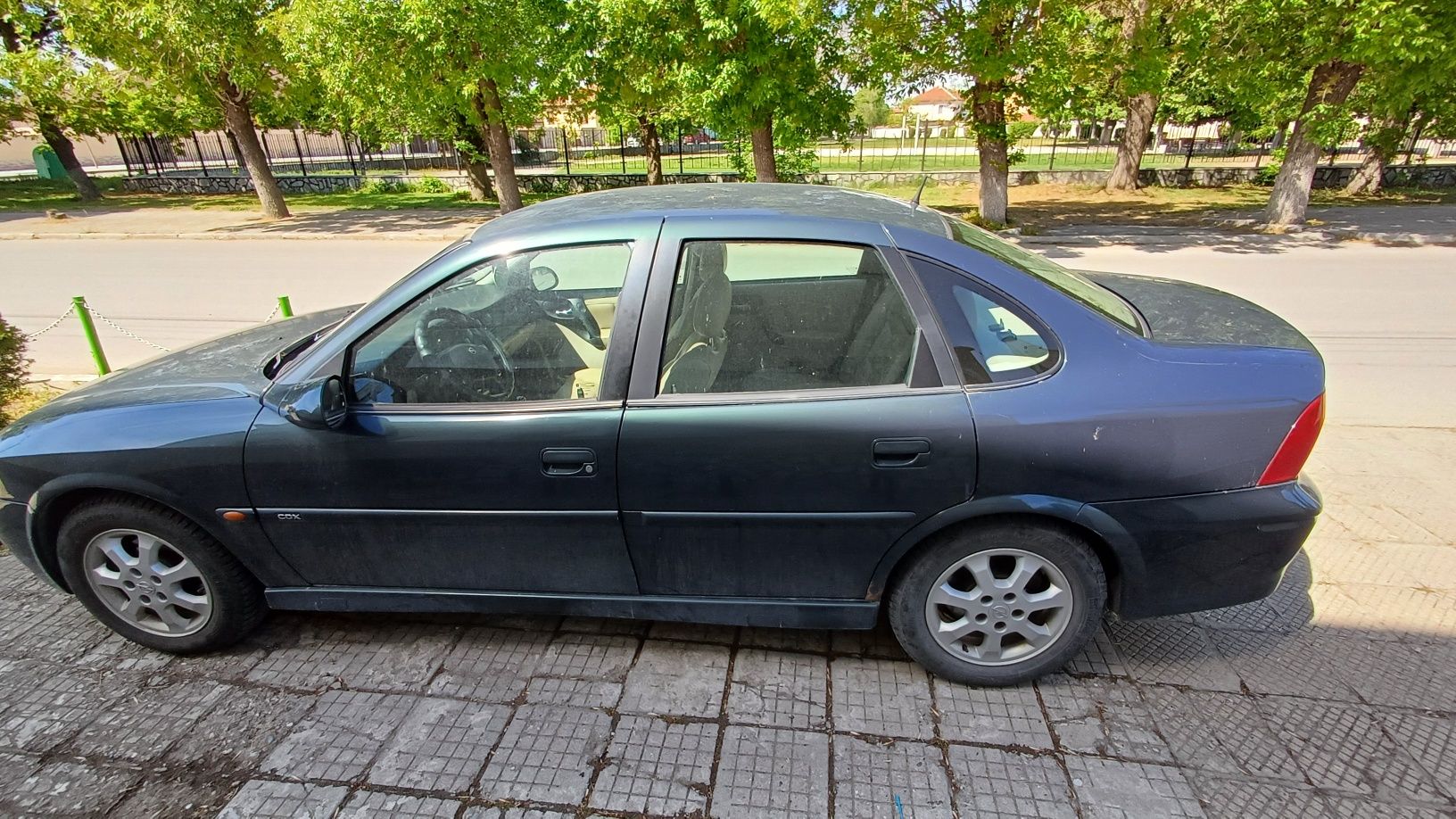 Продавам Opel Vectra b 2.2-125к.с.