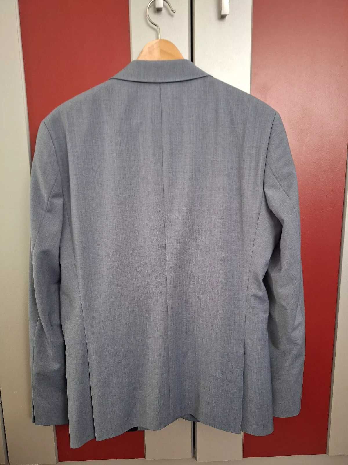 Hugo Boss - suit XL