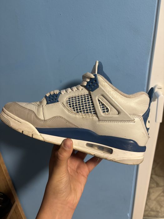 Продавам jordan4