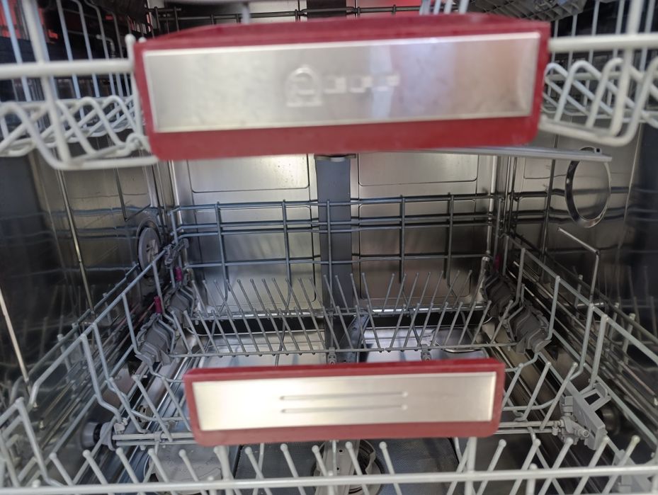 Съдомиялна за пълно вграждане NEFF