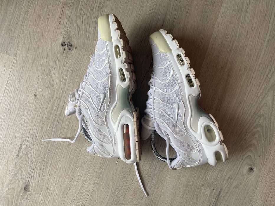 Nike Air Max plus tn triple white