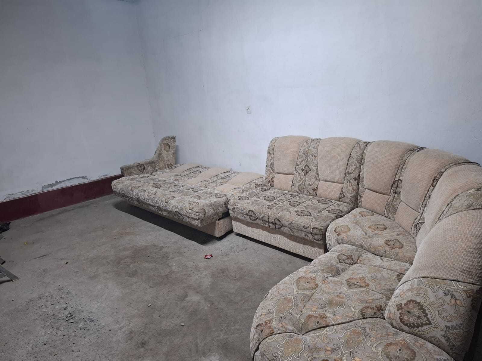 Диван продам 40 000