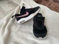 Nike marimea 26 buni pentru joaca