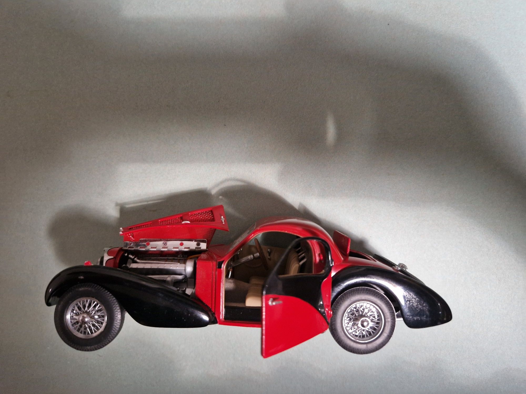 Franklin Mint Bugatti 57 c scara 1/24