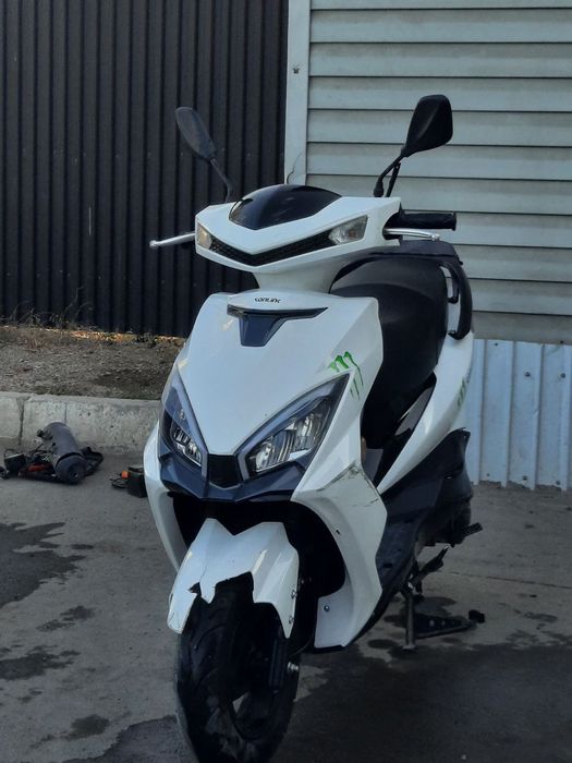 Продается мопед м8