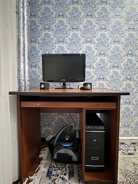 Komputer samsung monitorli protsessorni ichida qanaqaligini bilmeman.