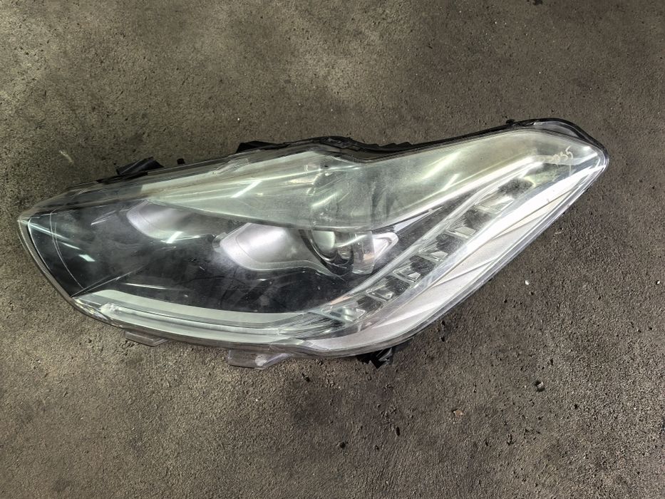 Фар за  Citroen DS5