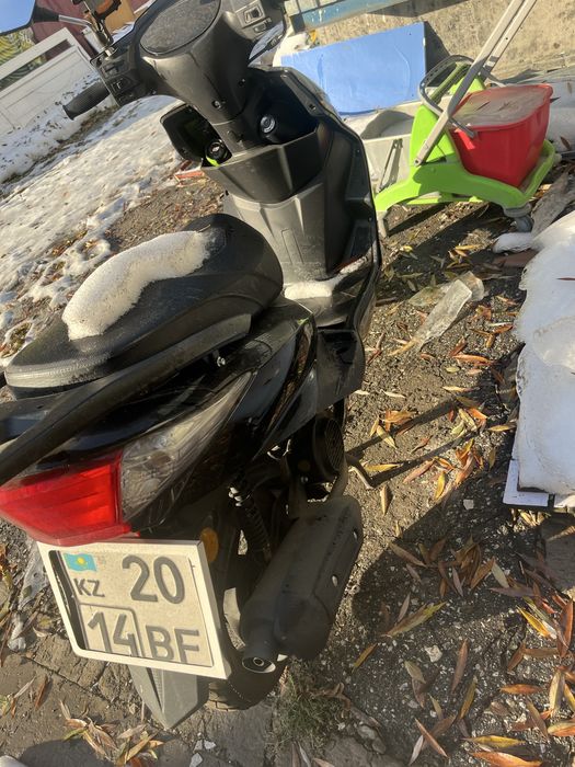 Продам скутер м8