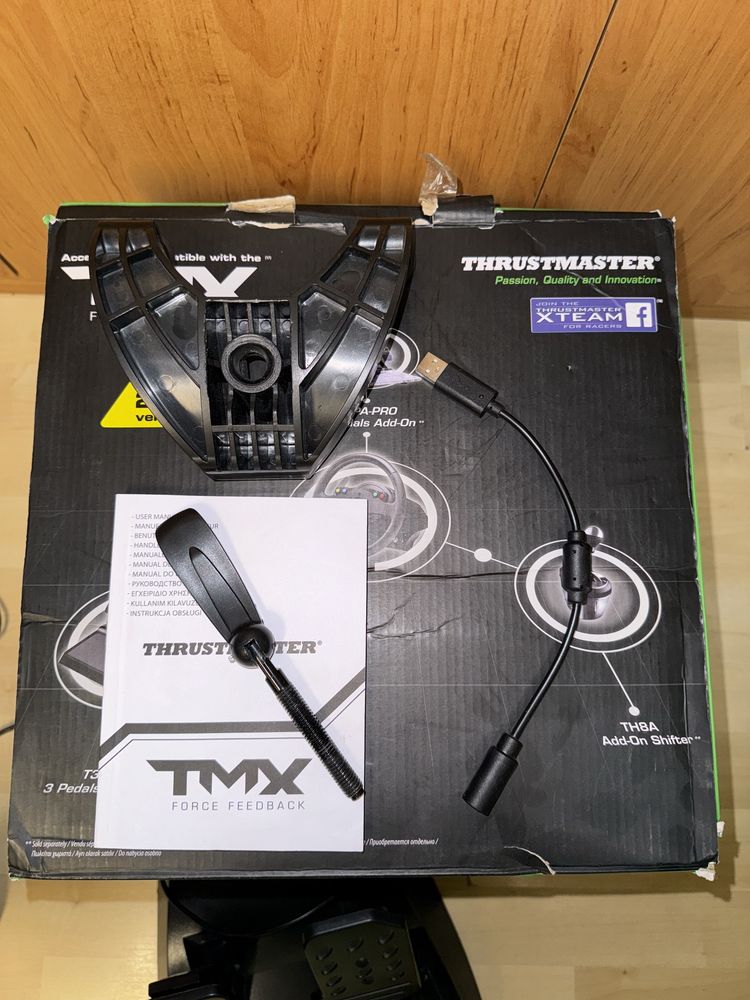 Волан Thrustmaster TMX за PC/XBOX