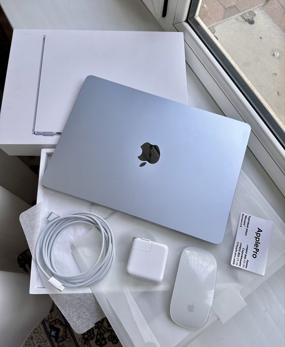 MacBook Air M4 SkyBlue 16/256GB 8 Цикл