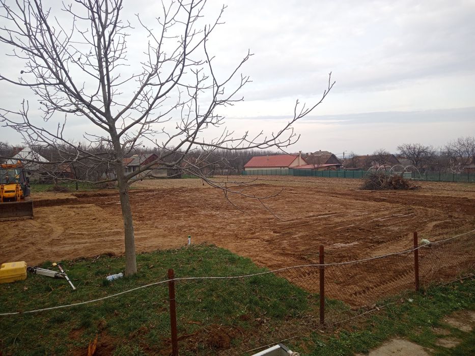 buldoexcavator de închiriat zona Marghita -Oradea