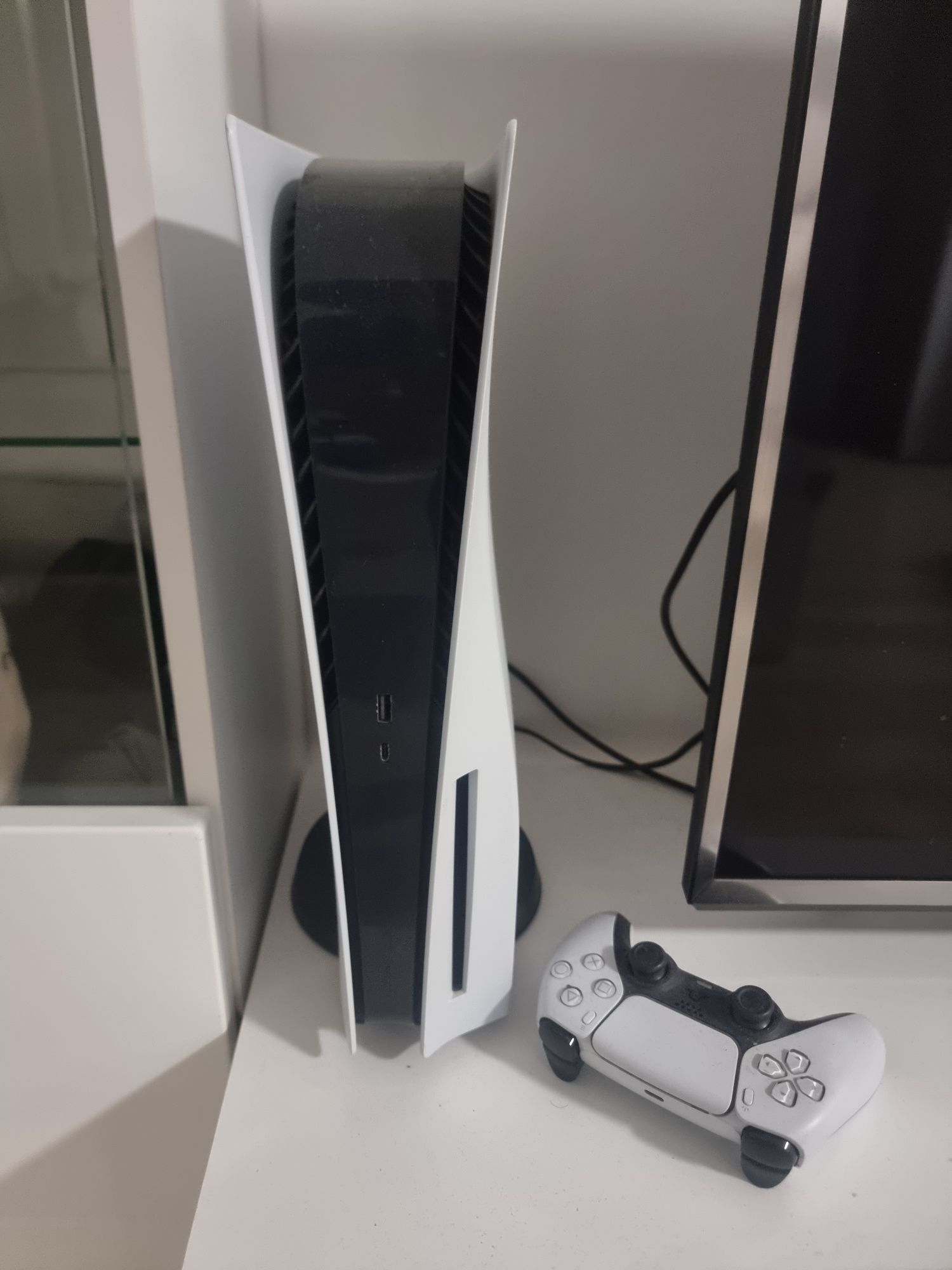 Playstation 5 1TB + 12 игри