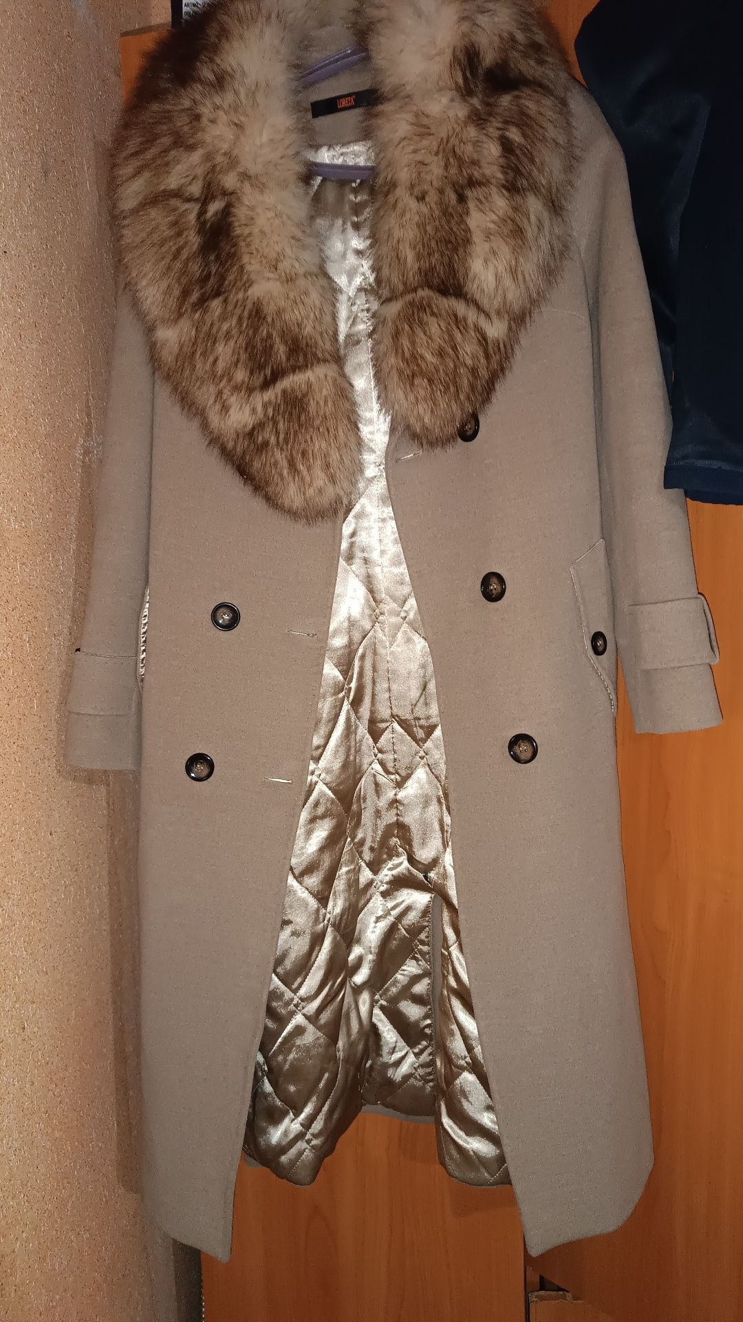 Пальто турецкая, Loreta collection,  42-44размер, мех снимается