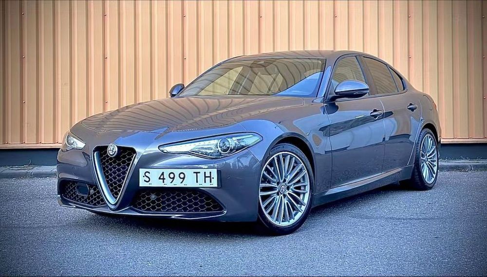 Alfa Romeo Giulia Parc Auto, Garanție , 160.000Km full istoric