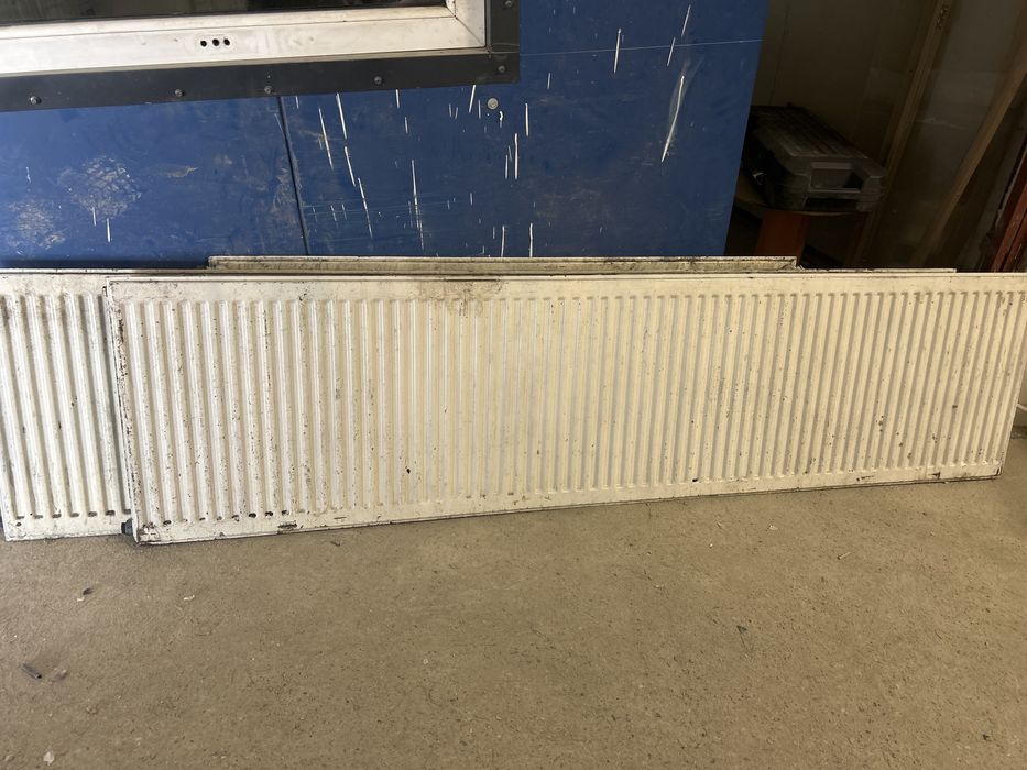 Vand calorifere pt hala 3 buc