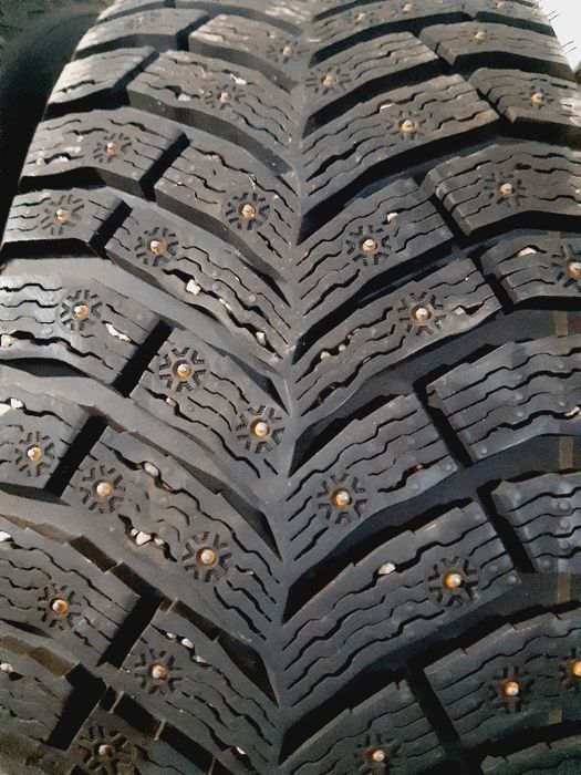 Шины Мишлен 205 55 R16 шипы