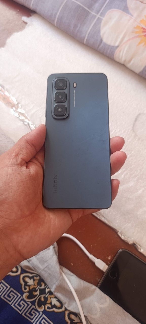 Infinix Hot 50 srochnq