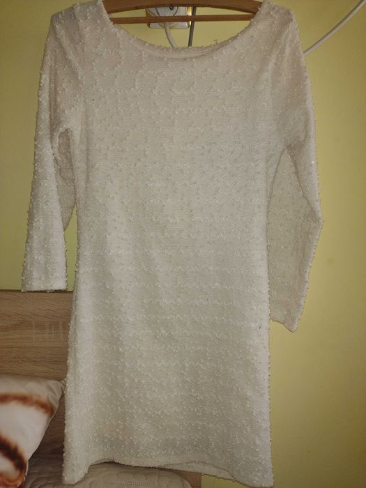 3 дамски рокли размер с/М цената е за трите