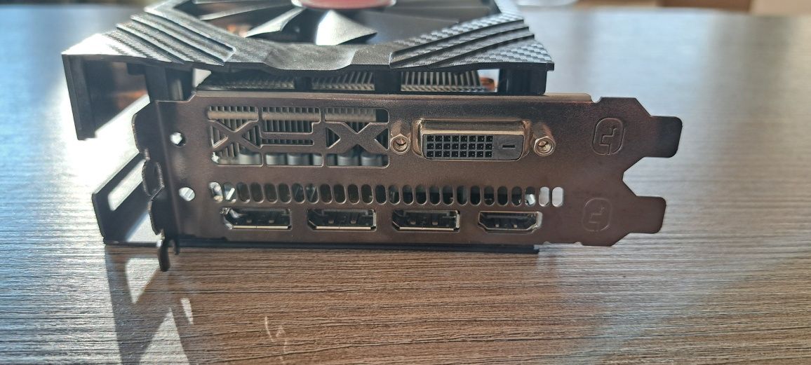Placă video XFX AMD RX590 8gb