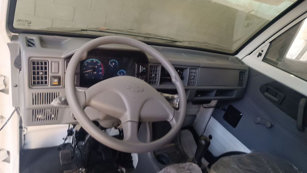 Срочно продам Дамас 2023 новый