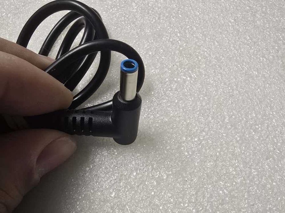 Incarcator laptop HOIOTO 19.5V 1.28A 24.96W 25W 4.5 X 3.0mm blue