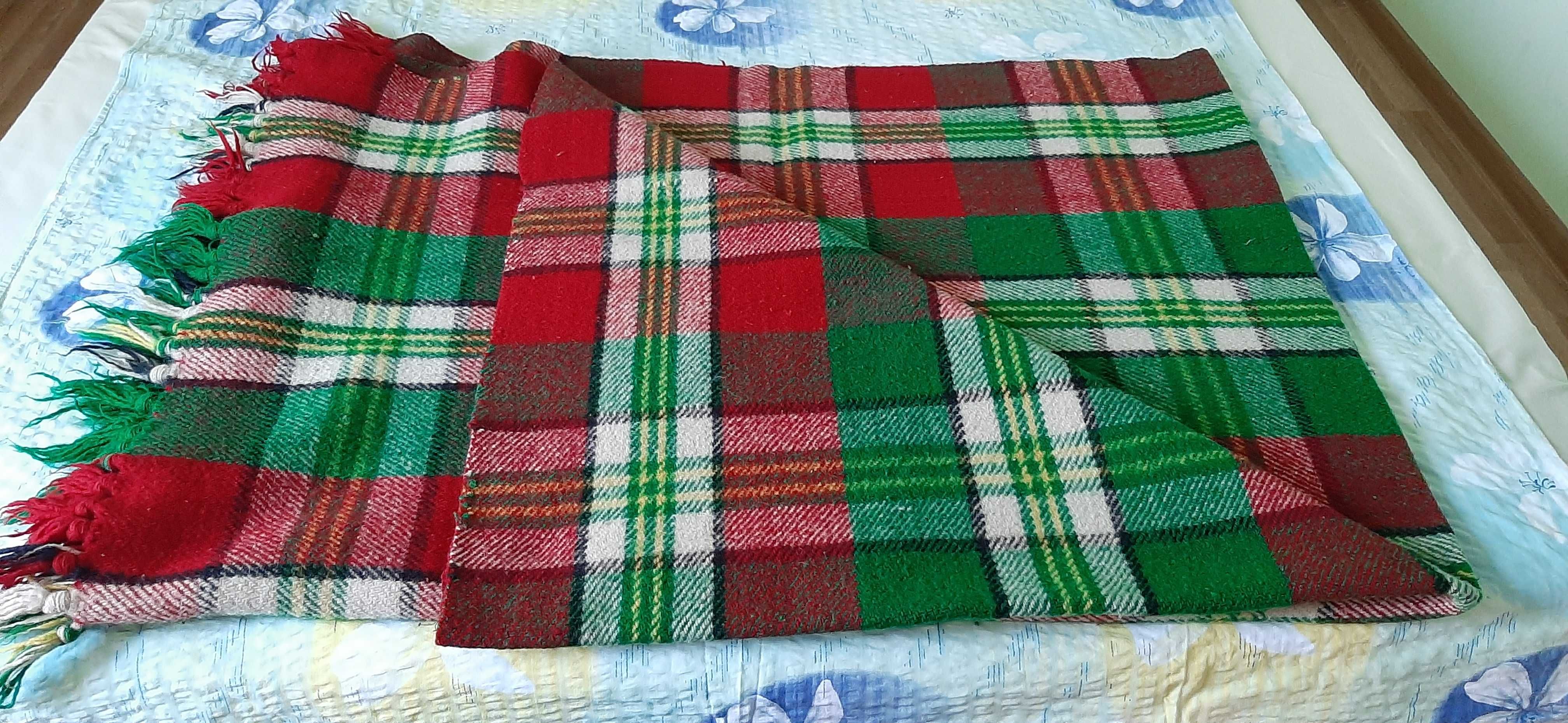 Две нови родопски одеала