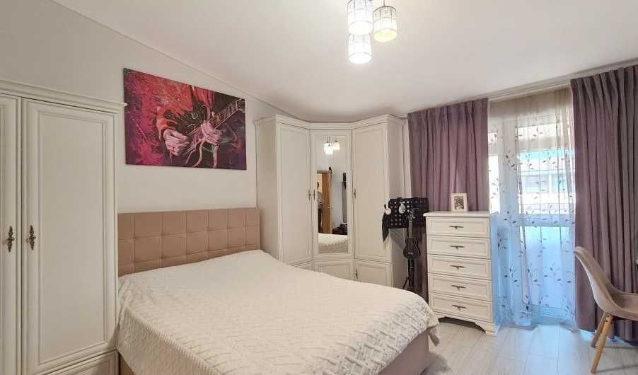 Casă modernă cu 5 camere și 4 băi, aproape de Poiana Brașov