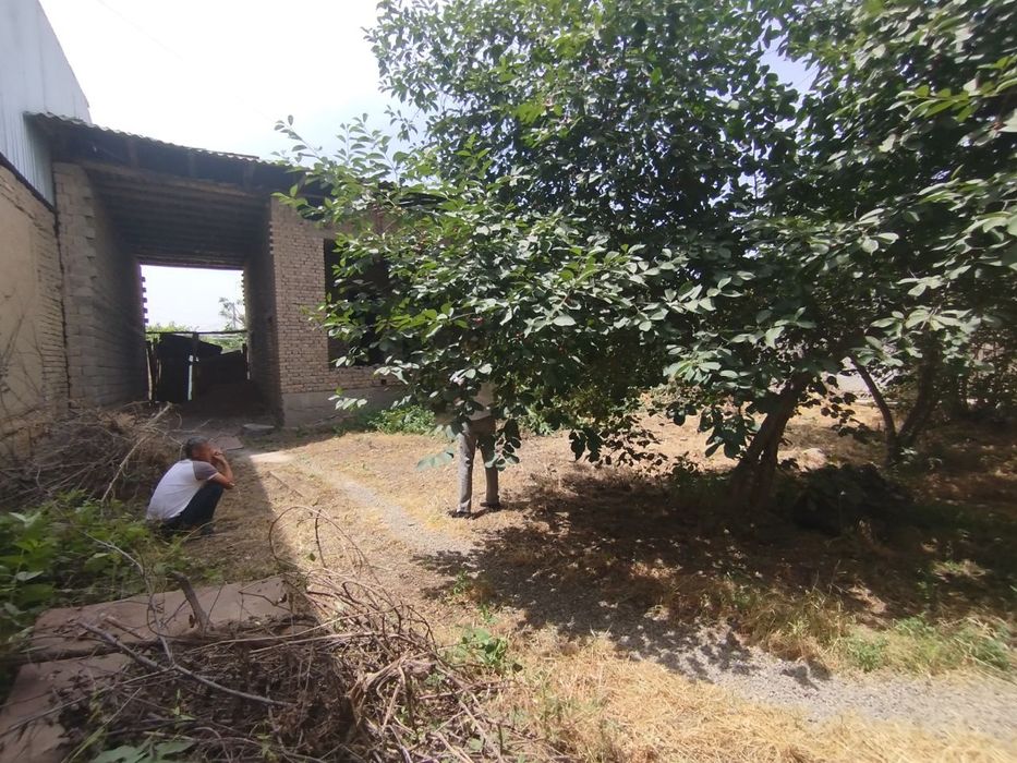 Продаётся участок 3 сотки 4 комнаты в Барданкуле