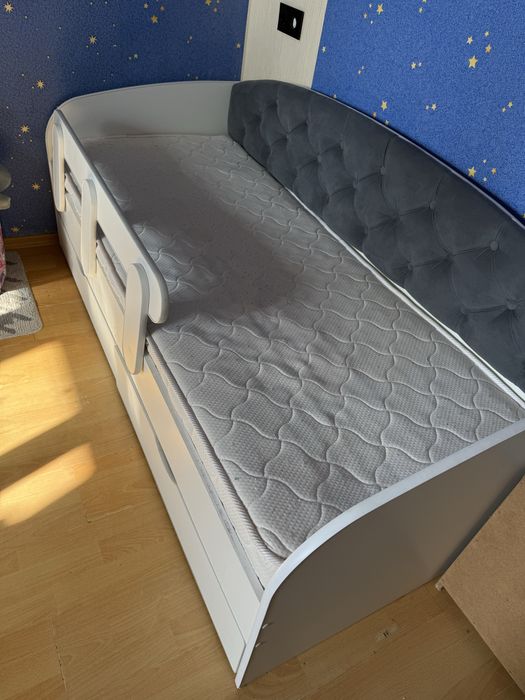 Кровать подростковая