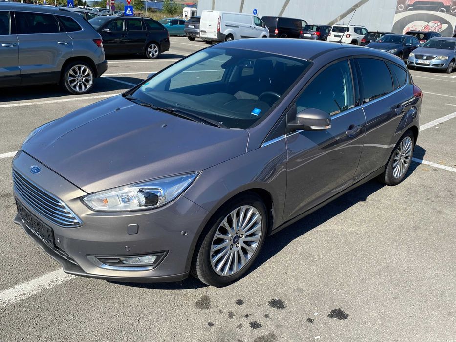 Ford Focus TITANIUM 1,5 tdci 120 Cp Xenon Camera Navi Carlig