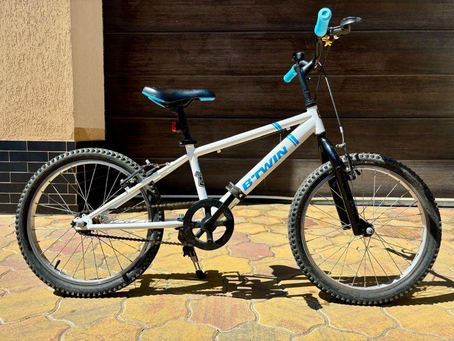 Bicicleta Btwin Racing 300 / roti 20