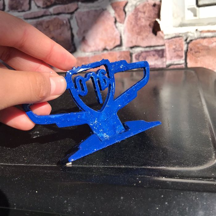 Vând emblema  de aro