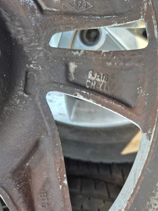 Roti Jante Anvelope VARA 5x114.3 16'' 205/55/16 OEM RENAULT MEGANE