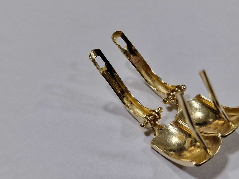 Дамски златни обеци 14К / 1,50 гр.