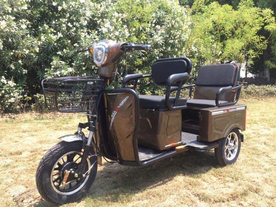 Двуместна електрическа карго триколка MAX MOTORS 1500W BROWN